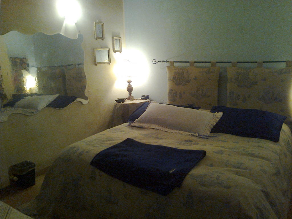 Bed And Breakfast Di Manu Taglio di Po Szoba fotó